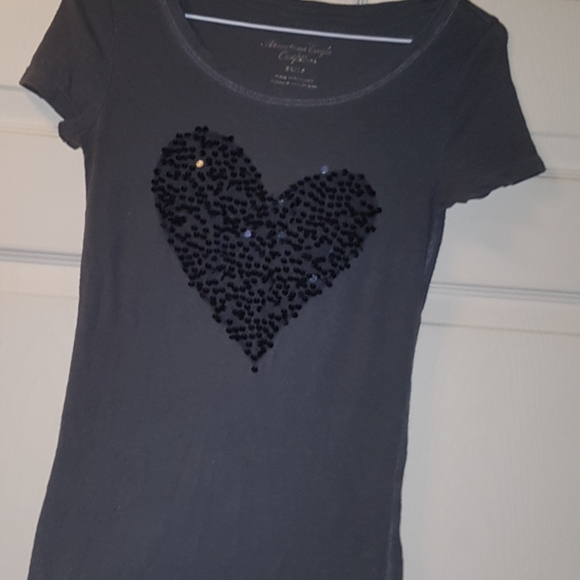 American Eagle Tee/Sequined Heart - Picture 13 of 17